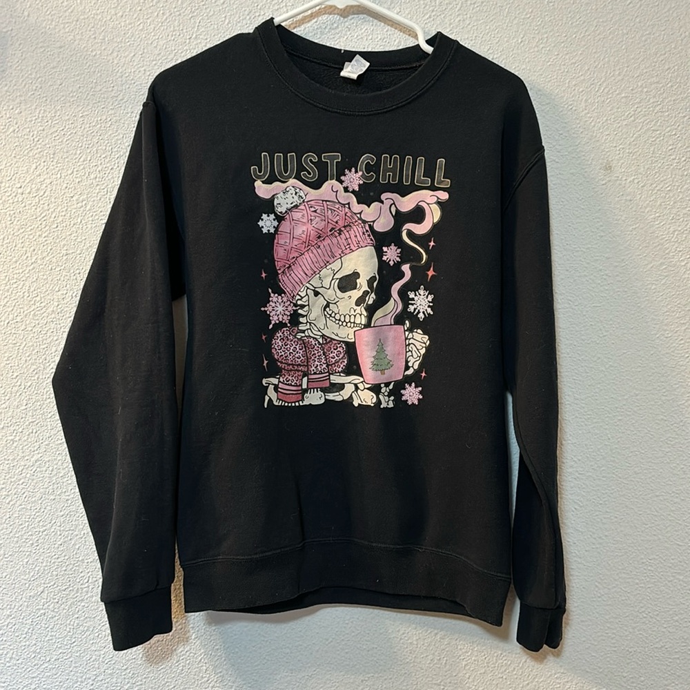 Jerzees “just chill” skeleton graphic sweatshirt size small